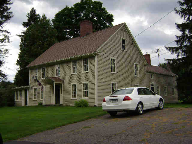 Building photograph for 504 NONNEWAUG RD